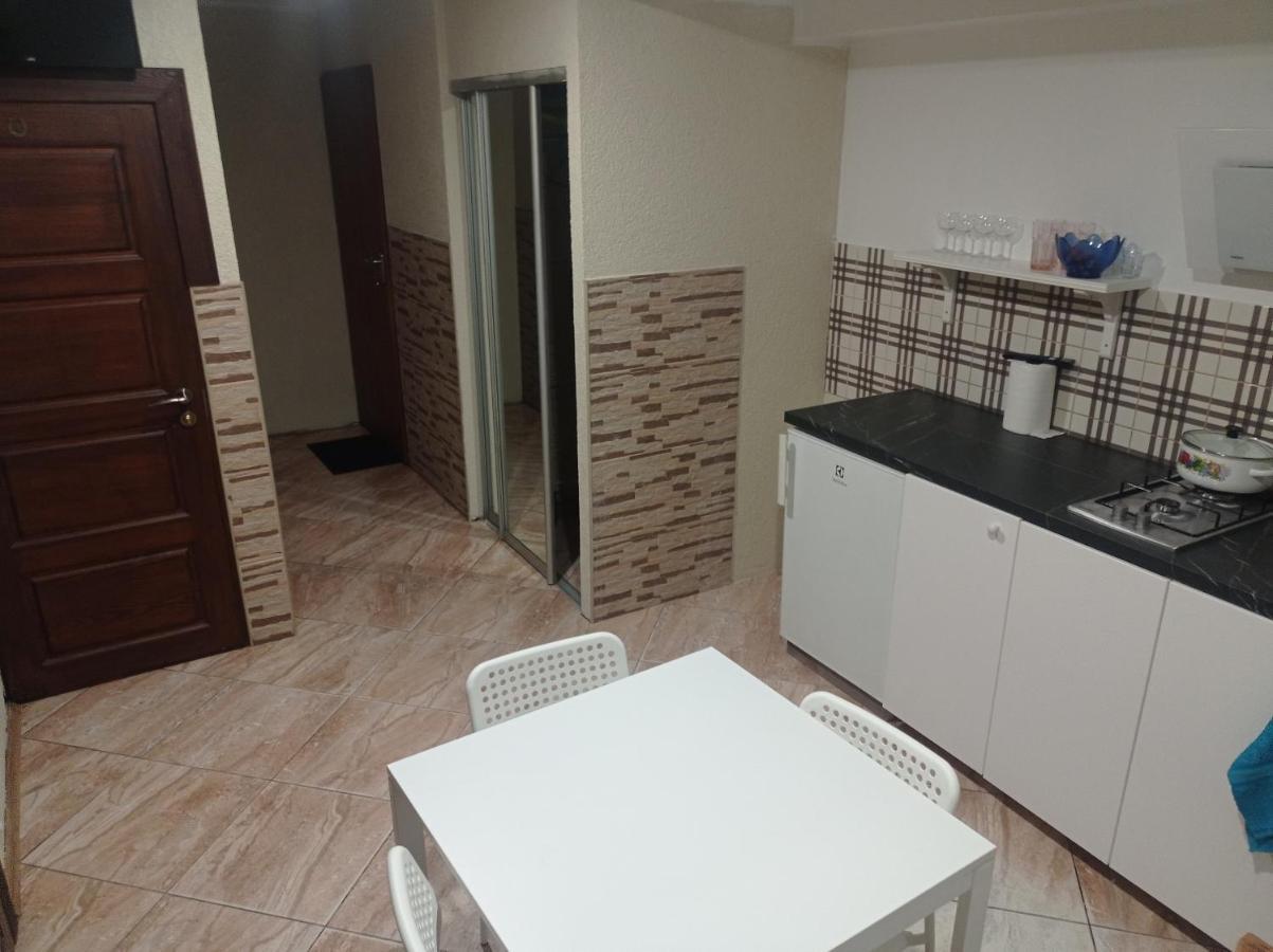 Apartment Parking Loft Akaciju VNO Kültér fotó