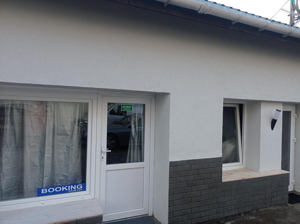 Apartment Parking Loft Akaciju VNO Kültér fotó